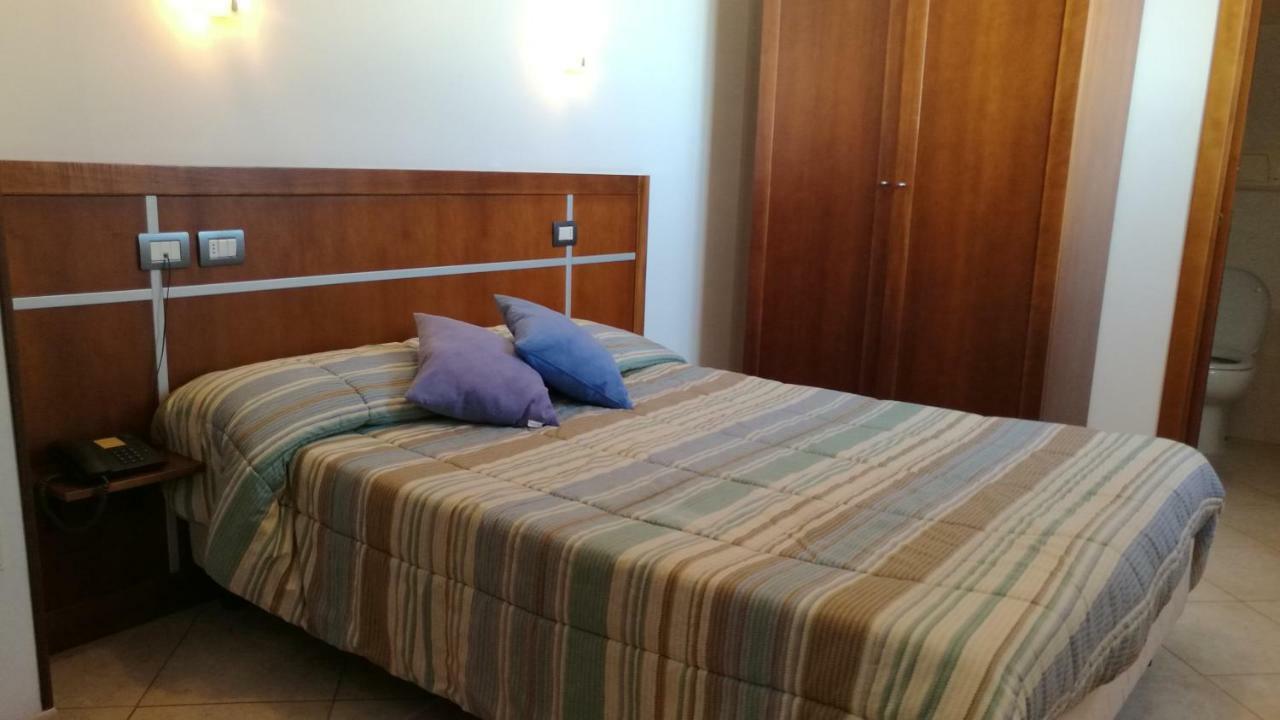 Hotel La Terrazza 칼리아리 외부 사진