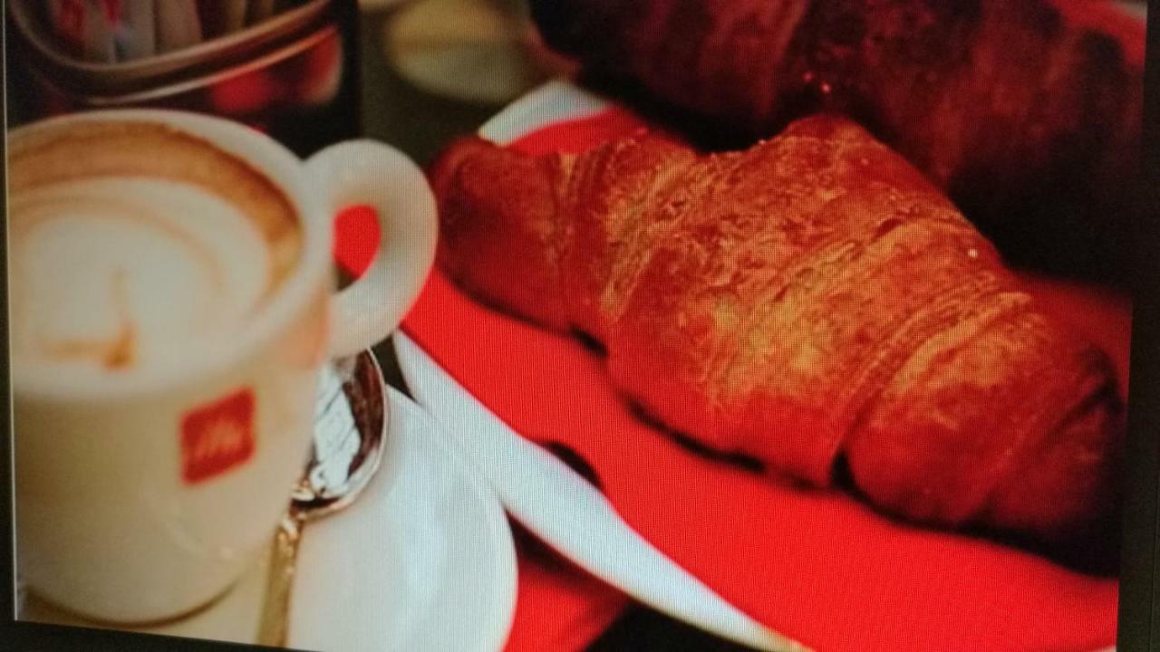 Hotel La Terrazza 칼리아리 외부 사진